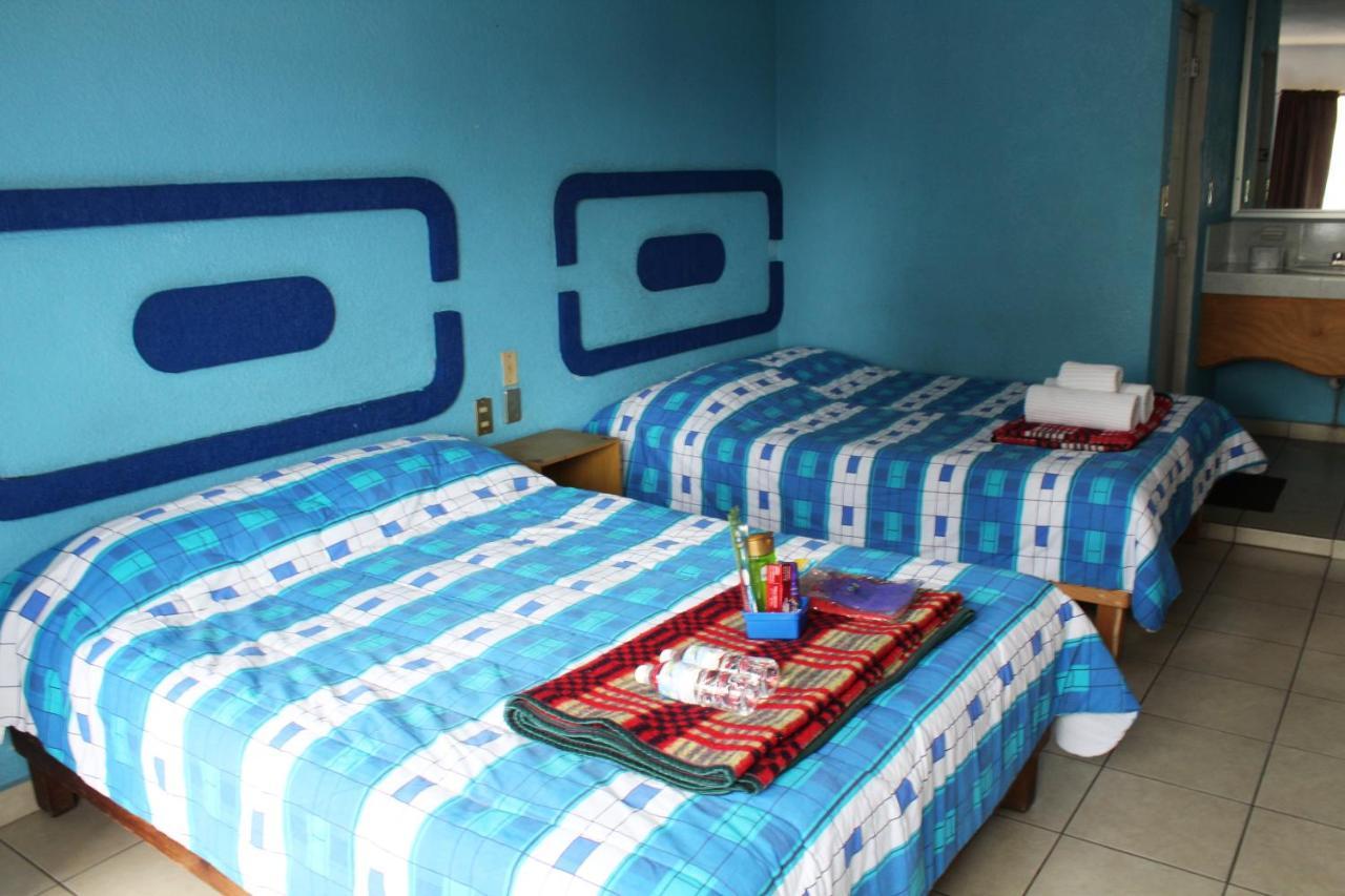 San José, 3*
